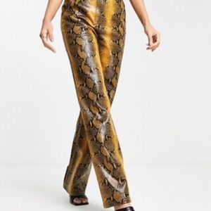UO Urban Outfitters Leah Faux Leather Snake Print Pant